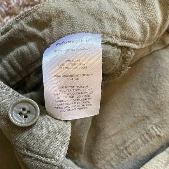 Reformation Olive Cargo Pants - Picture 4 of 7